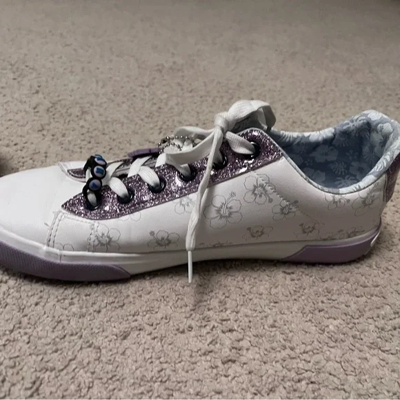 Women's Ground Up Lilo and Stitch size 10 sneakers - Picture 4 of 9